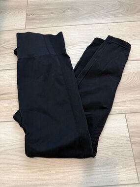 YPB by Abercrombie & Fitch Seamless Core 7/8 Leggings